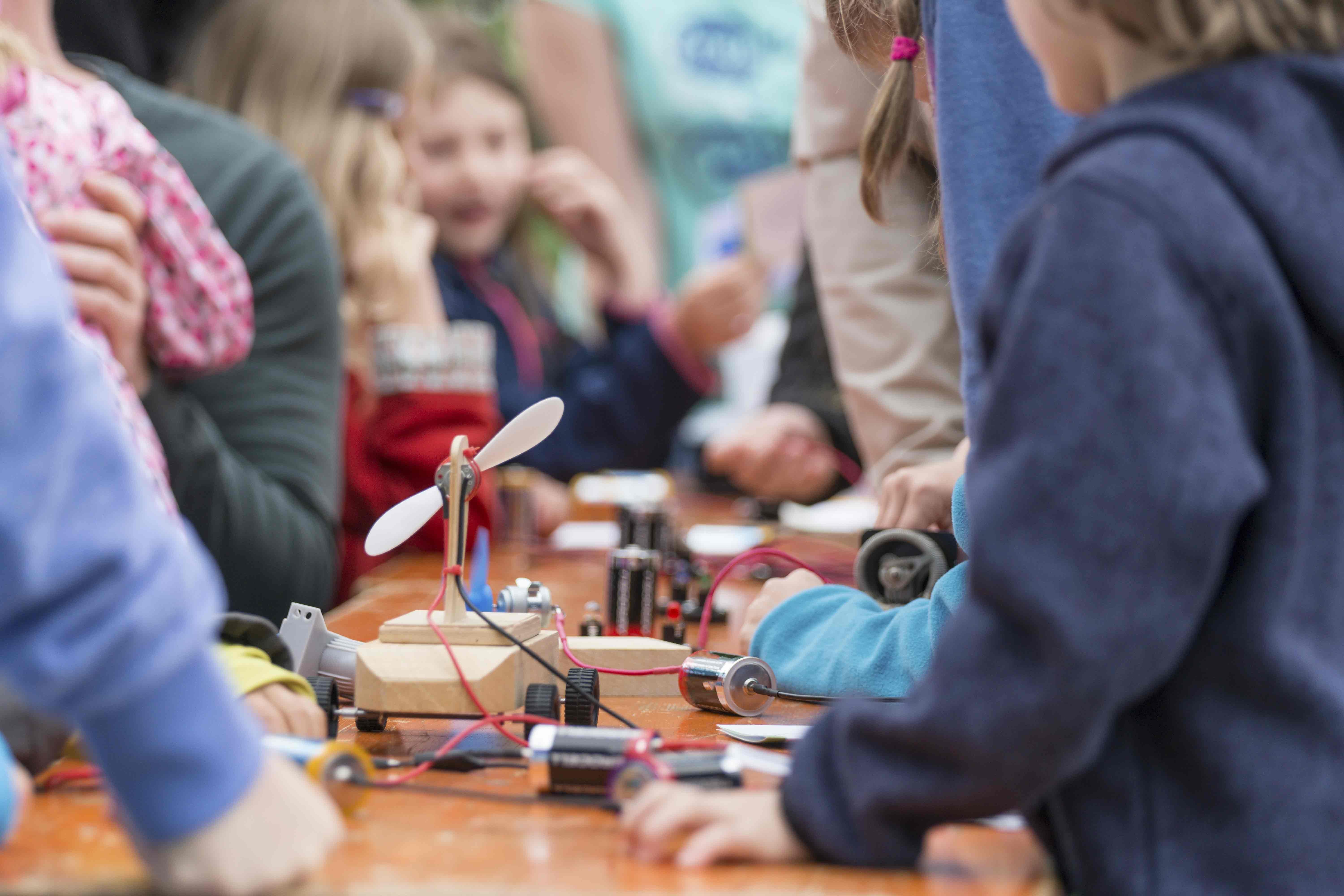 Paradise Valley Science Fair Judges Needed
